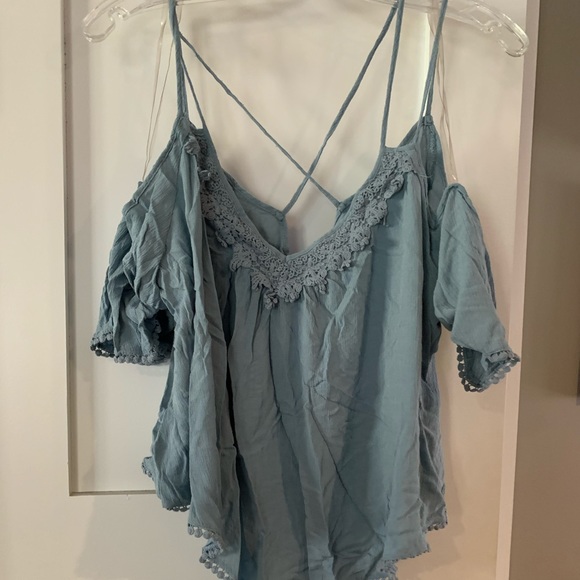 Top - Picture 1 of 1